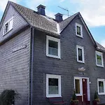 Engelenhof - Monica Daire